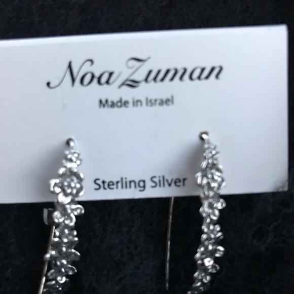 Noa Zuman New Sterling Silver Earrings Flower Dainty Valentines Valentine’s Day - Picture 2 of 4